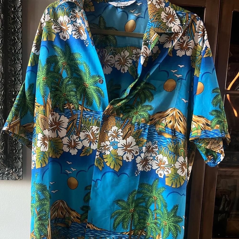 Alvish men’s Hawaiian shirt xl